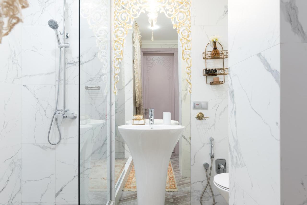 Mr Grey Boutique Hotel Odessa Buitenkant foto